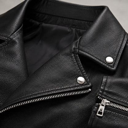 Bikerjacke Herren Schwarz mit Reverskragen und Gürtel Bikerjacke Herren Schwarz mit Reverskragen und Gürtel Eldenmark 