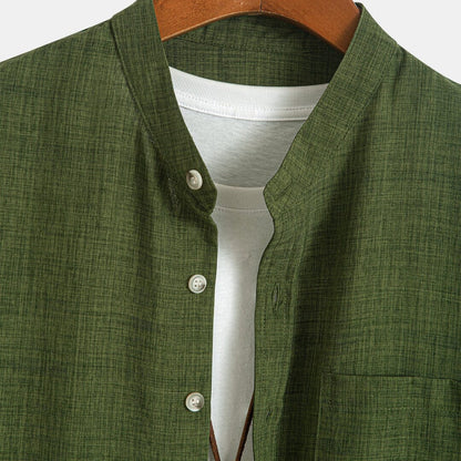 Herren Set Langarmhemd mit Stehkragen und Leinenhose Herren Set Langarmhemd mit Stehkragen und Leinenhose Eldenmark 