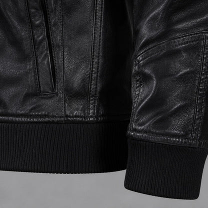 Lederjacke Herren Schwarz mit Kapuze und Brusttaschen Lederjacke Herren Schwarz mit Kapuze und Brusttaschen Eldenmark 